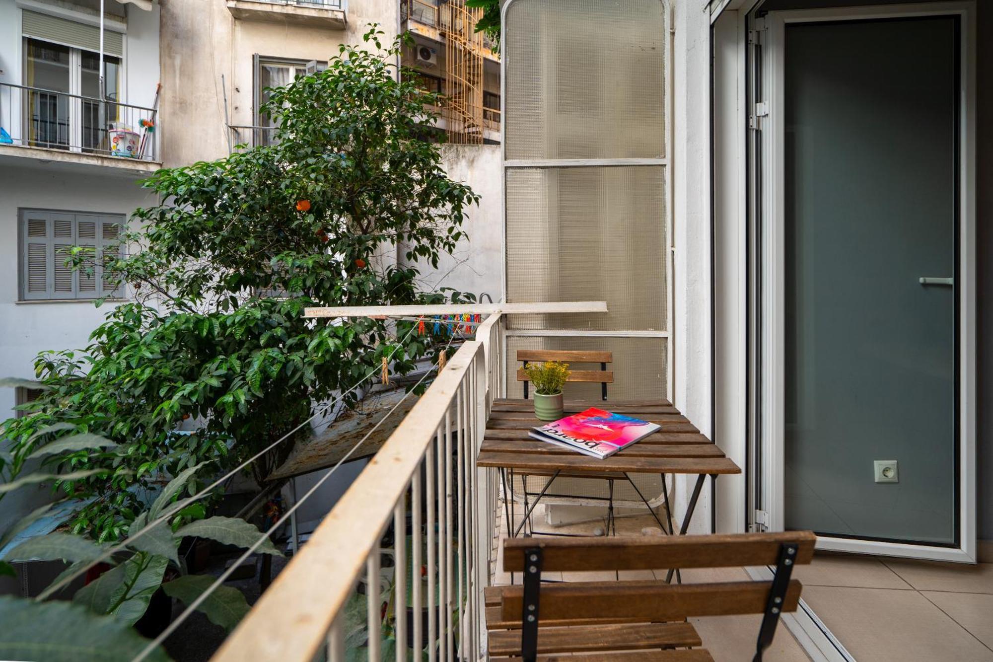 Ideally Located Apartment In Central เอเธนส์ ภายนอก รูปภาพ